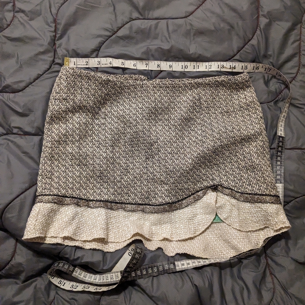 TRUE MEANING Cream gold Tweed mini skirt waist 31